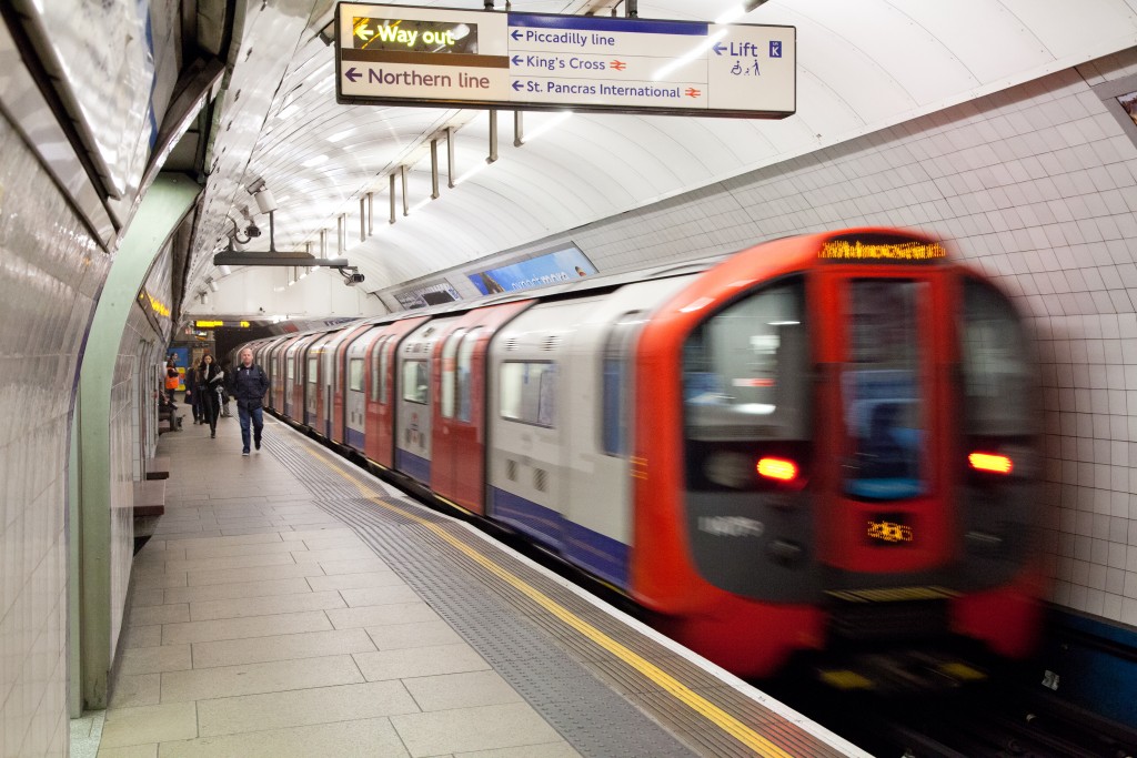 Victoria line train arriving into King's Cross St Pancras station - Art ...